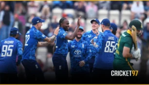 ৩৪২ রানে হেরে ওয়ানডে ইতিহাসে লজ্জার রেকর্ড প্রোটিয়াদের