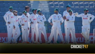 Ireland ends the day at 270-8, 2 wickets in hand