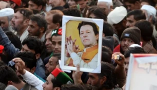 Seven Former Australian Captains Write for Imran Khans Proper Medical Treatment