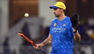 Trust in Fleming, but Vaughan disappointed with Englands coaching structure