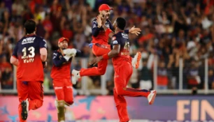 ২১ হাজার ৮৫০ কোটি টাকায় বিক্রি আরসিবি, নতুন মালিকানায় বড় পরিবর্তন