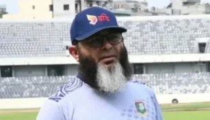 বিশ্ব টেস্ট চ্যাম্পিয়নশিপের ফাইনালে চোখ মুশতাকের