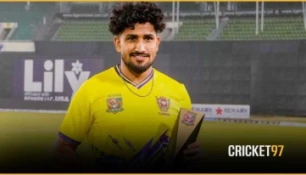 দুরন্তকে হারিয়ে ফাইনালে দুর্বার একাদশ