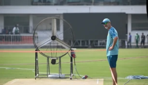 Jason Gillespie Hits Back at Aaqib Javed as Controversy Erupts Again in Pakistan Cricket