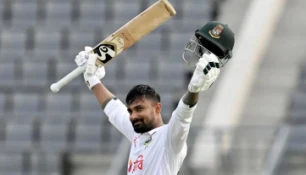 Fit Liton and Shariful, Zakir and Mushfiq Returning Home