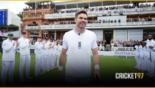 অ্যান্ডারসনের বিদায়ী টেস্টে হেসেখেলে জিতল ইংল্যান্ড