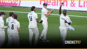 Kemar Roach Returns to Surrey for Fifth Consecutive Season