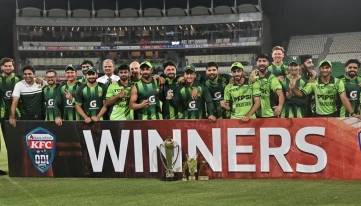 Pakistan Crush Australia to Clinch ODI Series