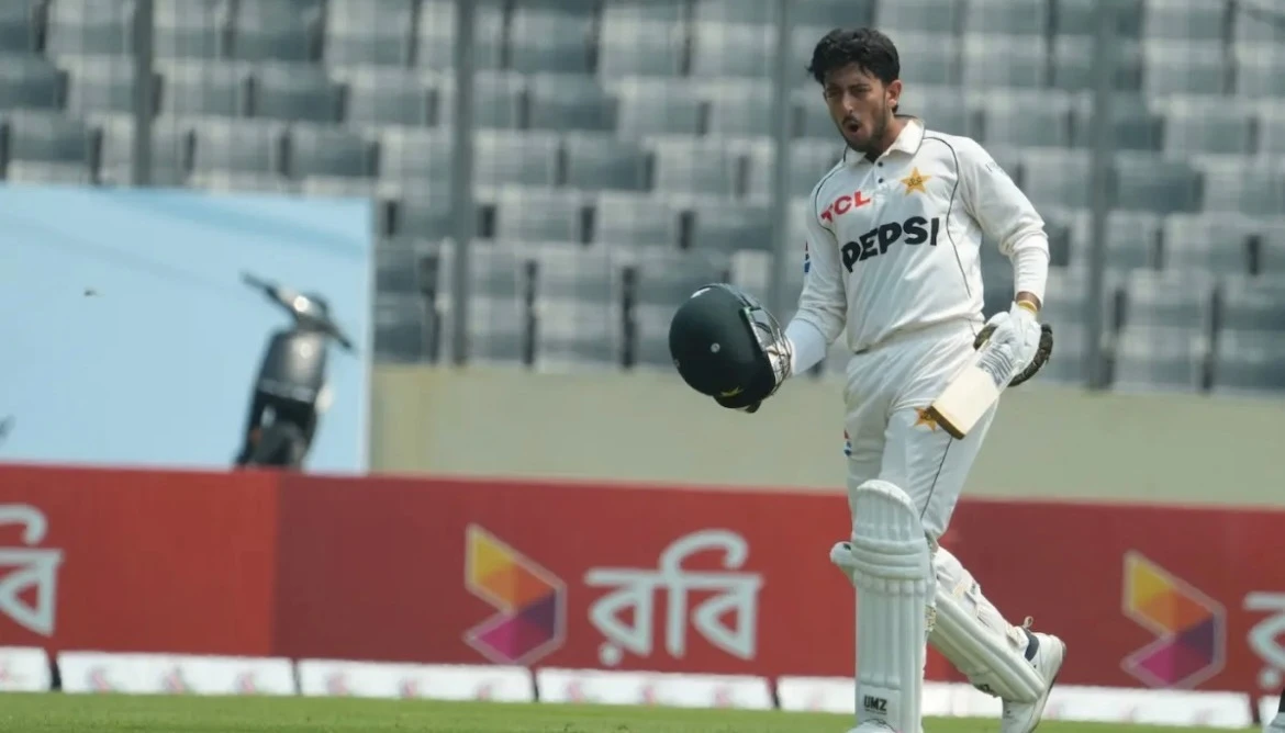 ১৬২ রানে পিছিয়ে থেকে প্রথম সেশন শেষ করলো পাকিস্তান