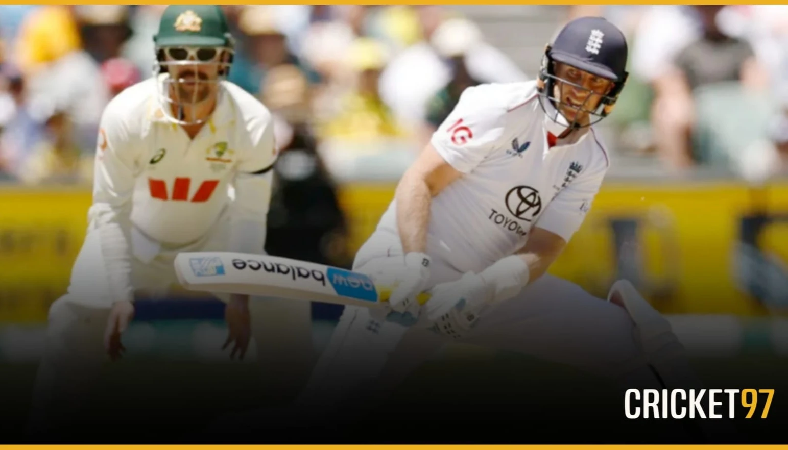 অ্যাডিলেডে অস্ট্রেলিয়ার দাপট, হারের দ্বারপ্রান্তে ইংল্যান্ড