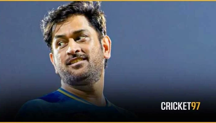 Dhoni Fined for Traffic Law Violation