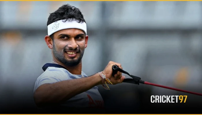 GT pick Shanaka as replacement for injured Phillips