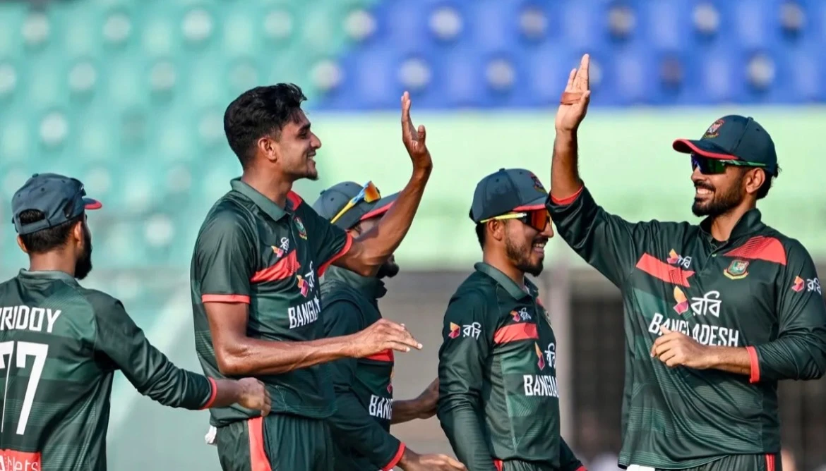 টাইগারদের অভিনন্দন জানালেন ক্রীড়া প্রতিমন্ত্রী