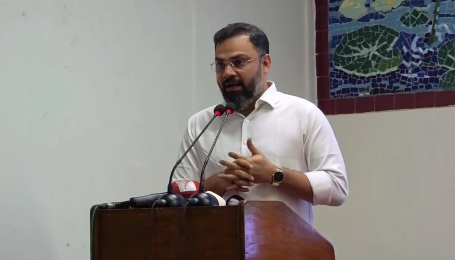 হৃদয়ের চিকিৎসার দায়িত্বে পাশে যুব ও ক্রীড়া মন্ত্রণালয়